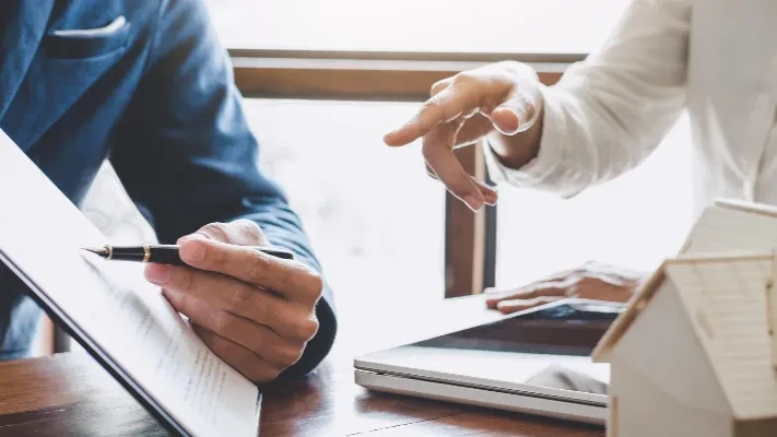 Cum te ajuta un broker de credite (MAAR)